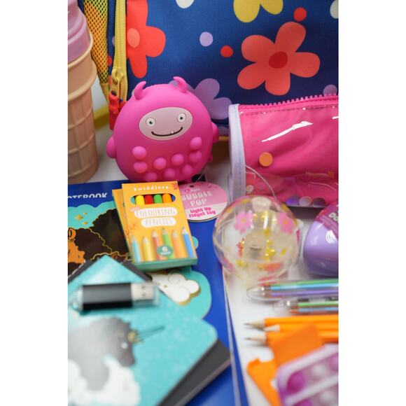 Cat & Jack Floral Backpack Bundle w/ Embark Lunch Bag, Toys & Supplies NEW - Picture 15 of 16